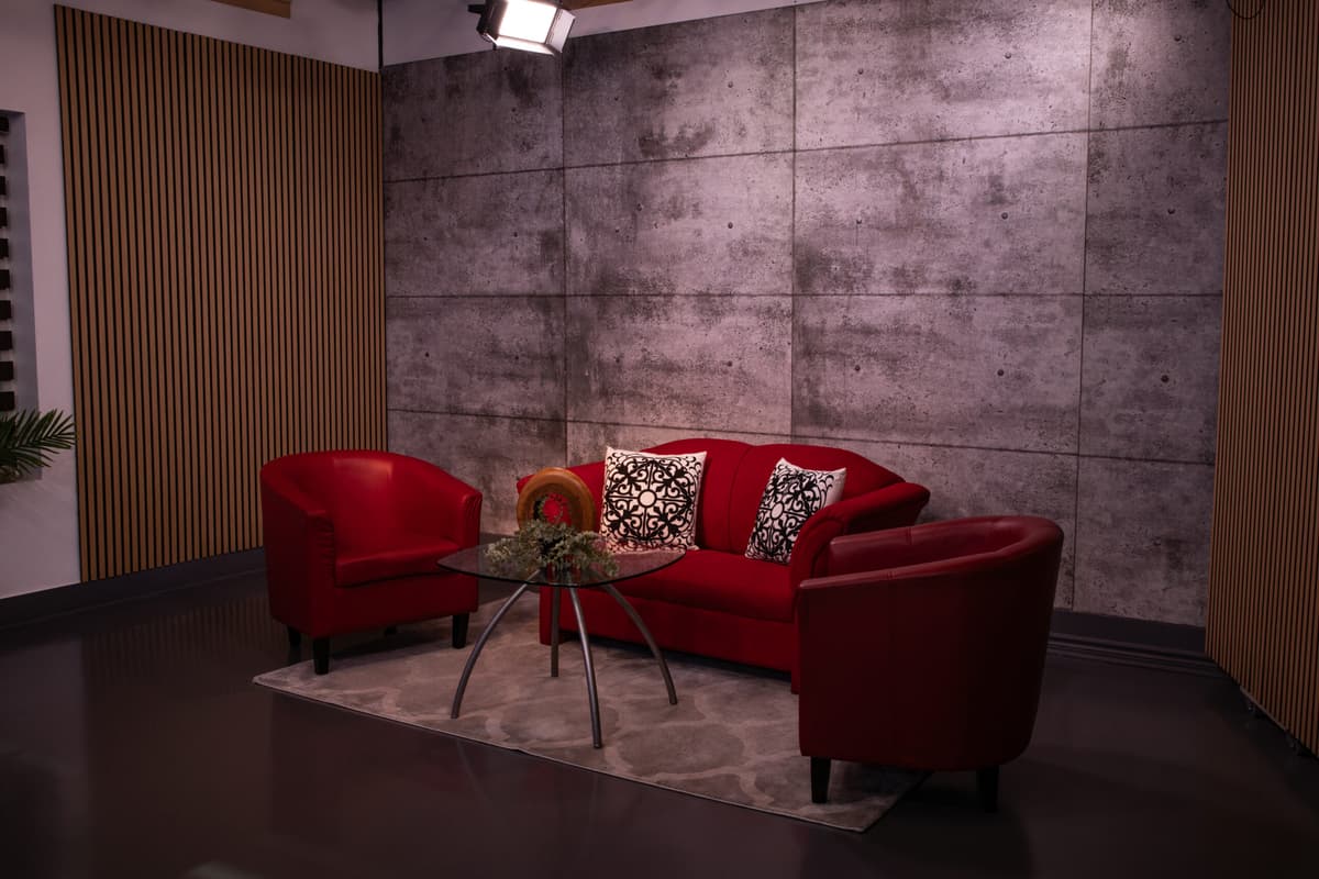 tvrl tv laval 28