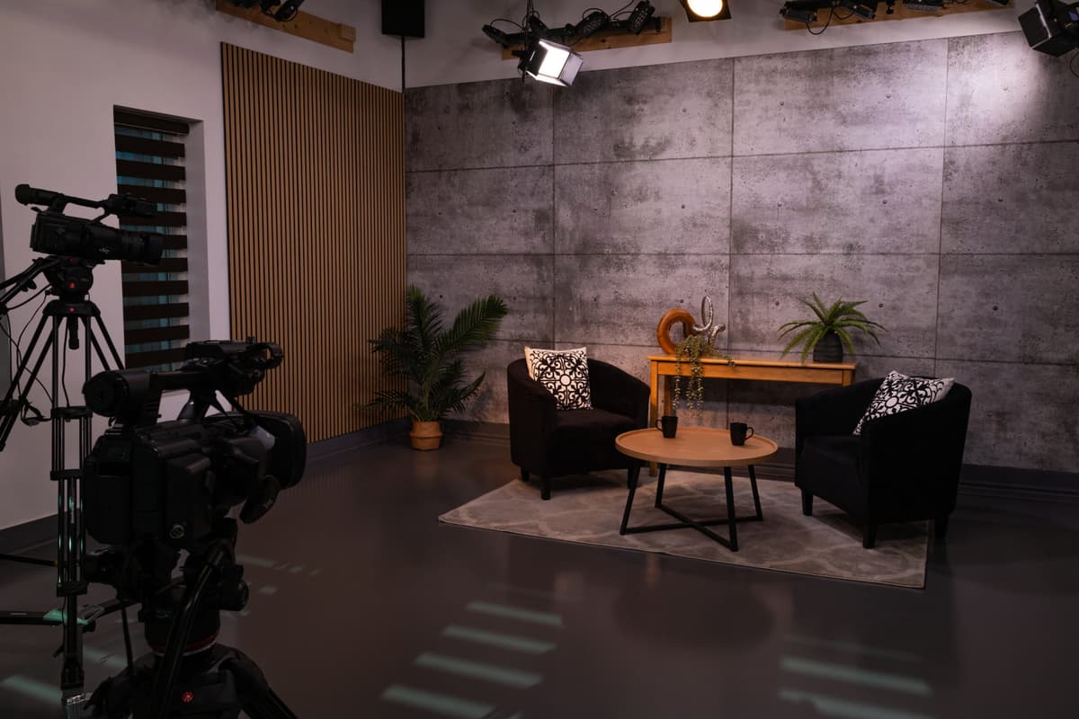 tvrl tv laval 8