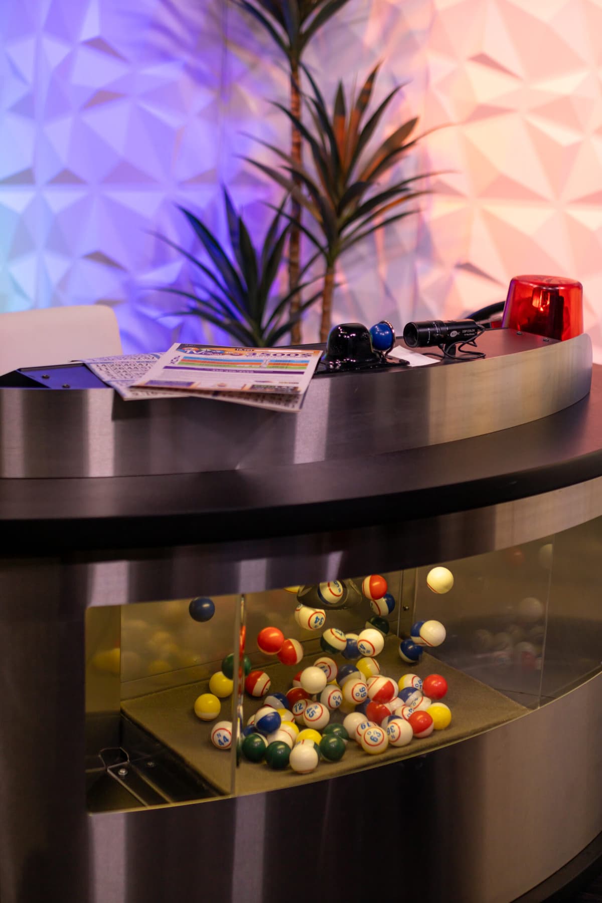 tvrl tv laval 9